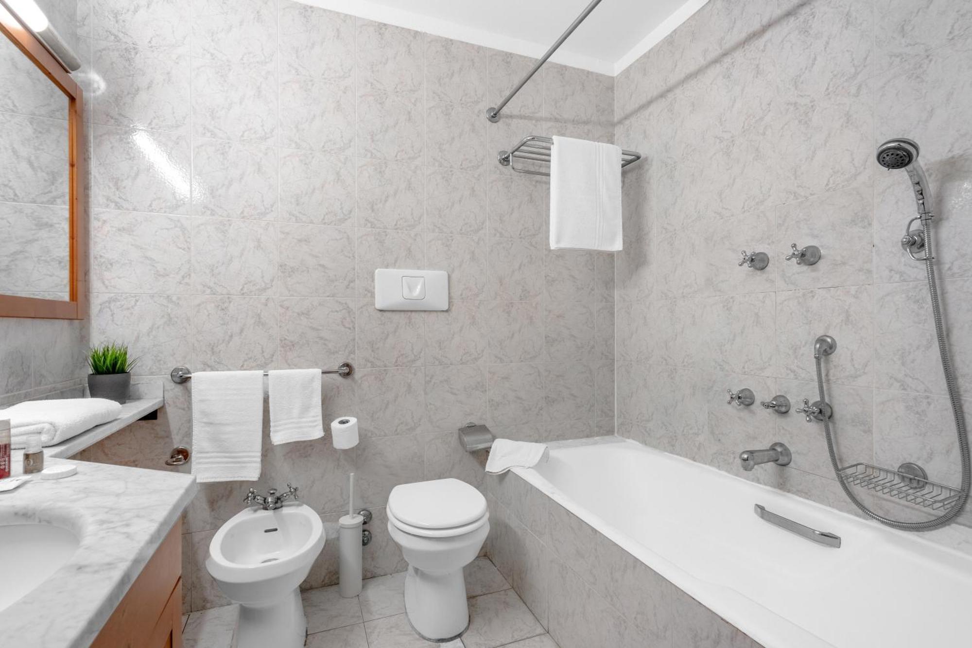 Casa Da Suite Fraschini Milan Bagian luar foto